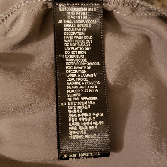 Y2K Grey Silky Top with beaded Collar - Picture 4 of 5